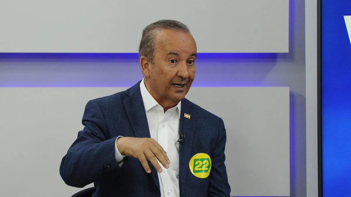 Em mais um duelo judicial, Jorginho Mello é obrigado a retirar publicação sobre pesquisa