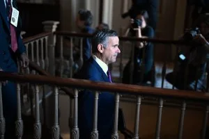 Chefe da CIA leva avaliação sombria da guerra da Rússia em visita secreta a Moscou