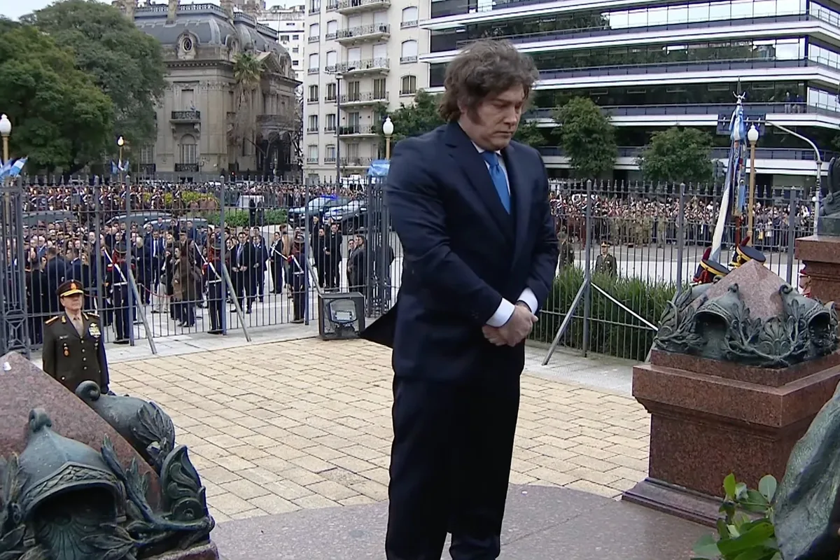 Milei da un discurso en homenaje a San Martín