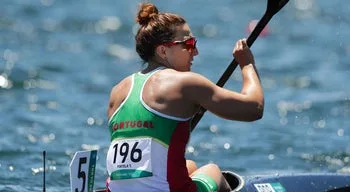 Canoagem/Mundiais. Teresa Portela nas `meias` no regresso ao K1 dois anos depois