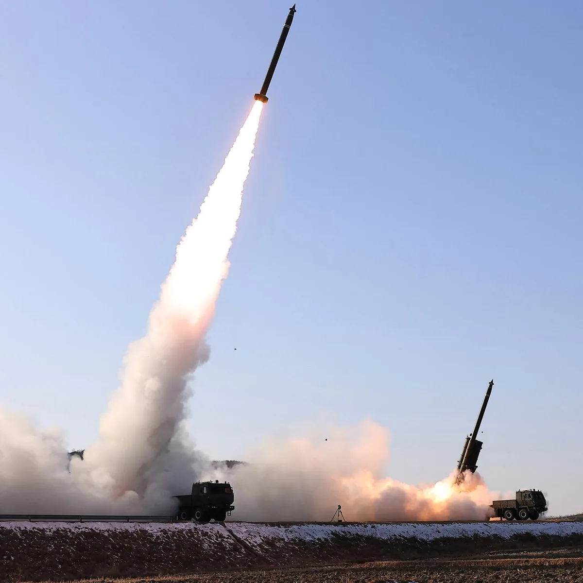 Fernost - Nordkorea feuert erneut Rakete ab