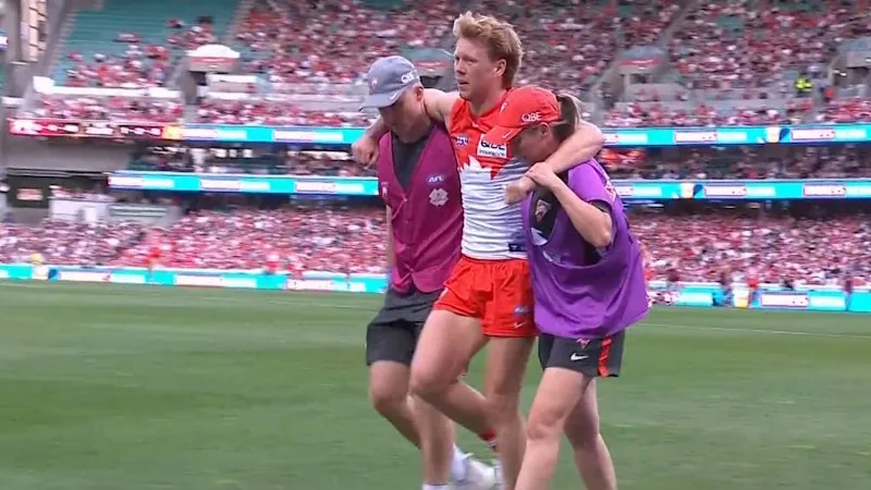 Swans skipper set for surgery