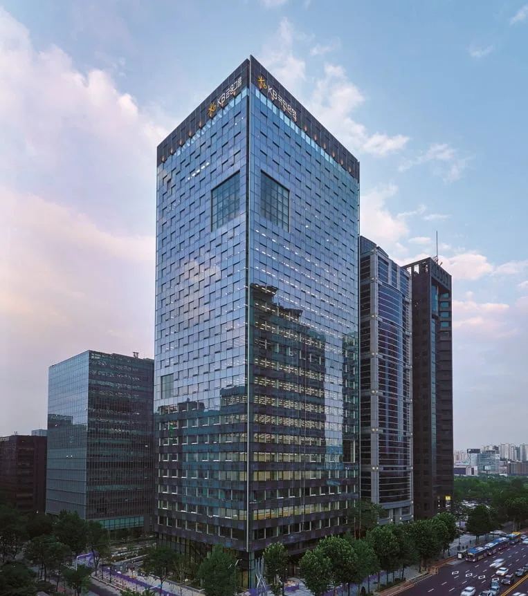 KB금융, 차기 회장 후보 권광석·양종희· 이재근 3명 압축