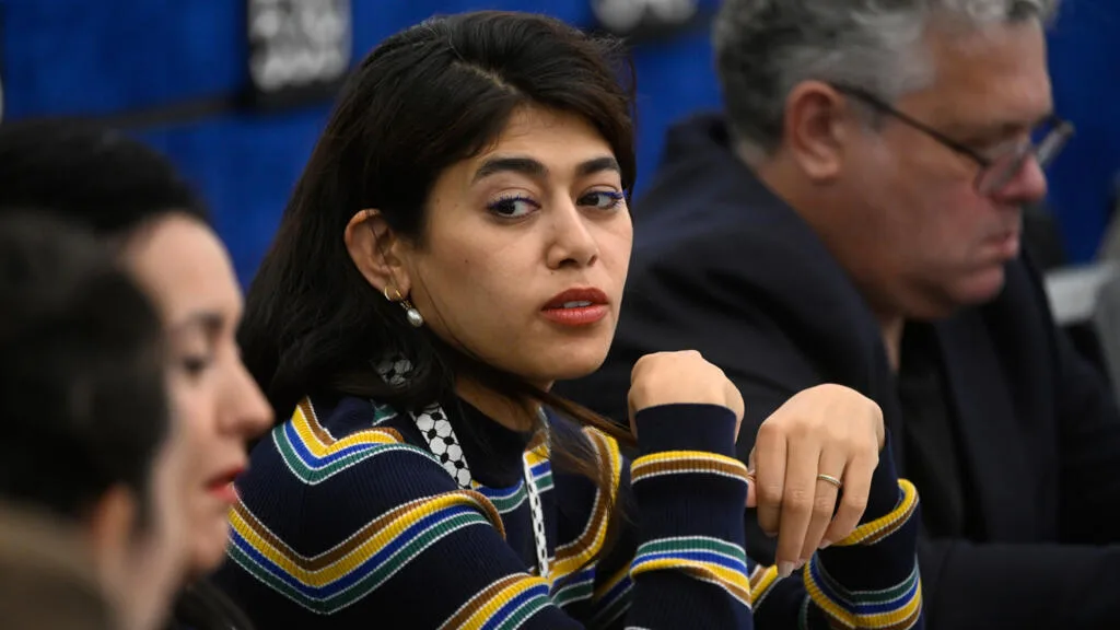 France: le procès pour «apologie du terrorisme» de l'eurodéputée insoumise Rima Hassan s'ouvre à Paris