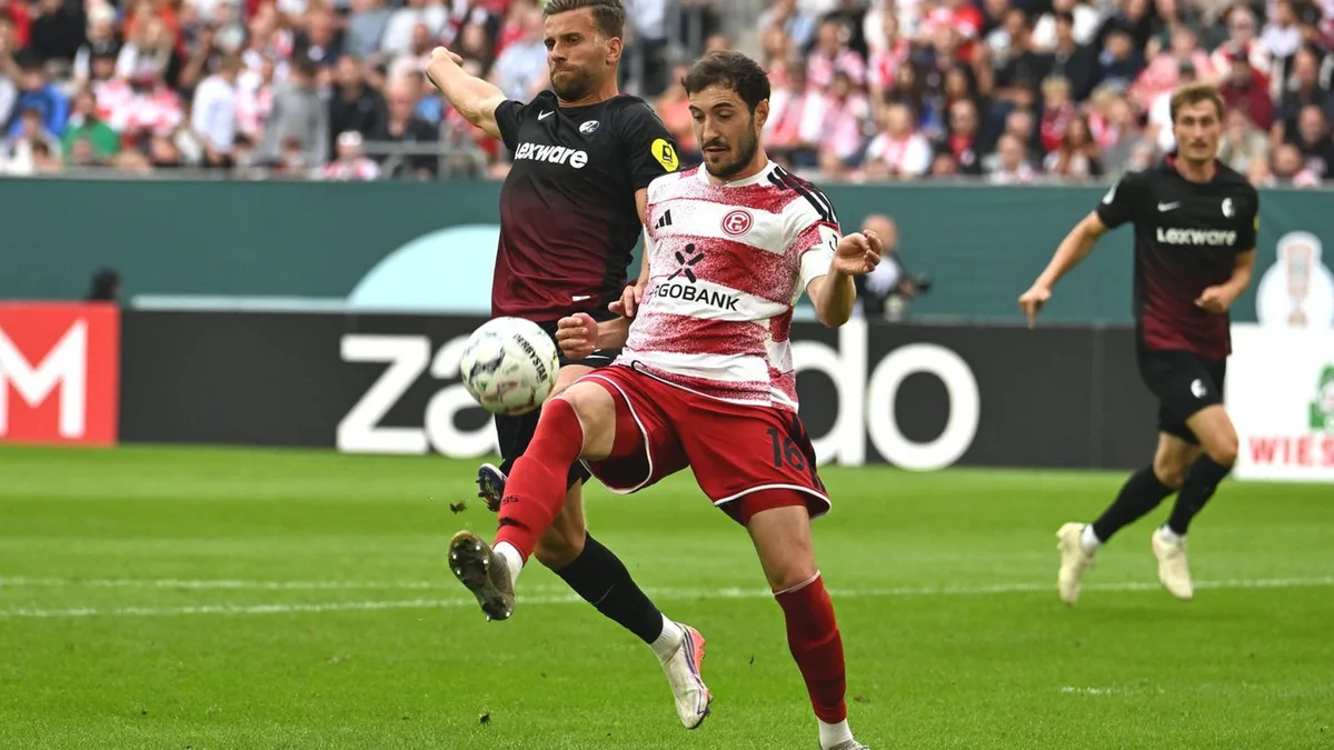 DFB-Pokal: Flieger gen Freiburg wartet: Höler zwischen Tor und Geburt