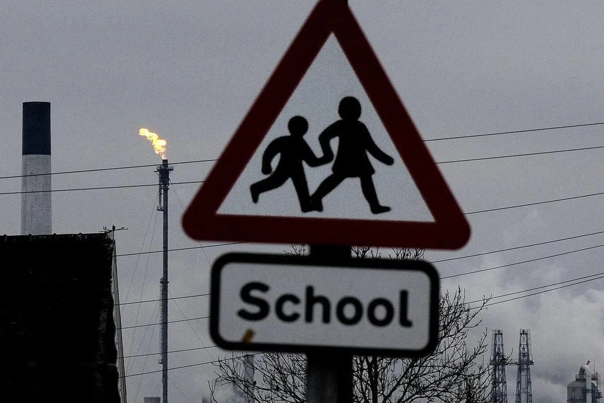 Police treating bomb threat sent to hundreds of schools as ‘hoax’