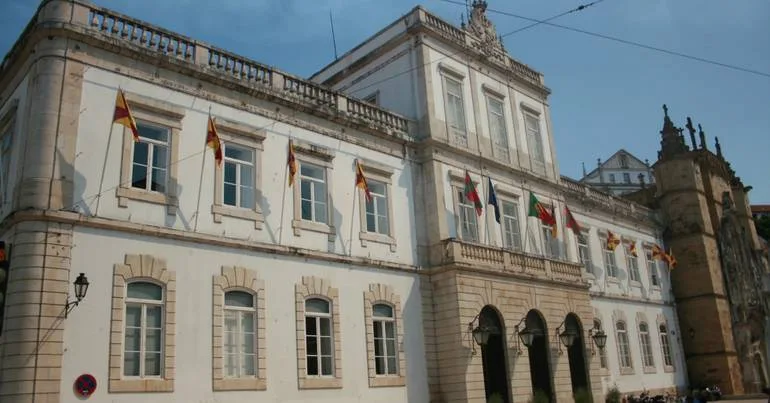 Coimbra: subida de 4% na tarifa de água em 2027