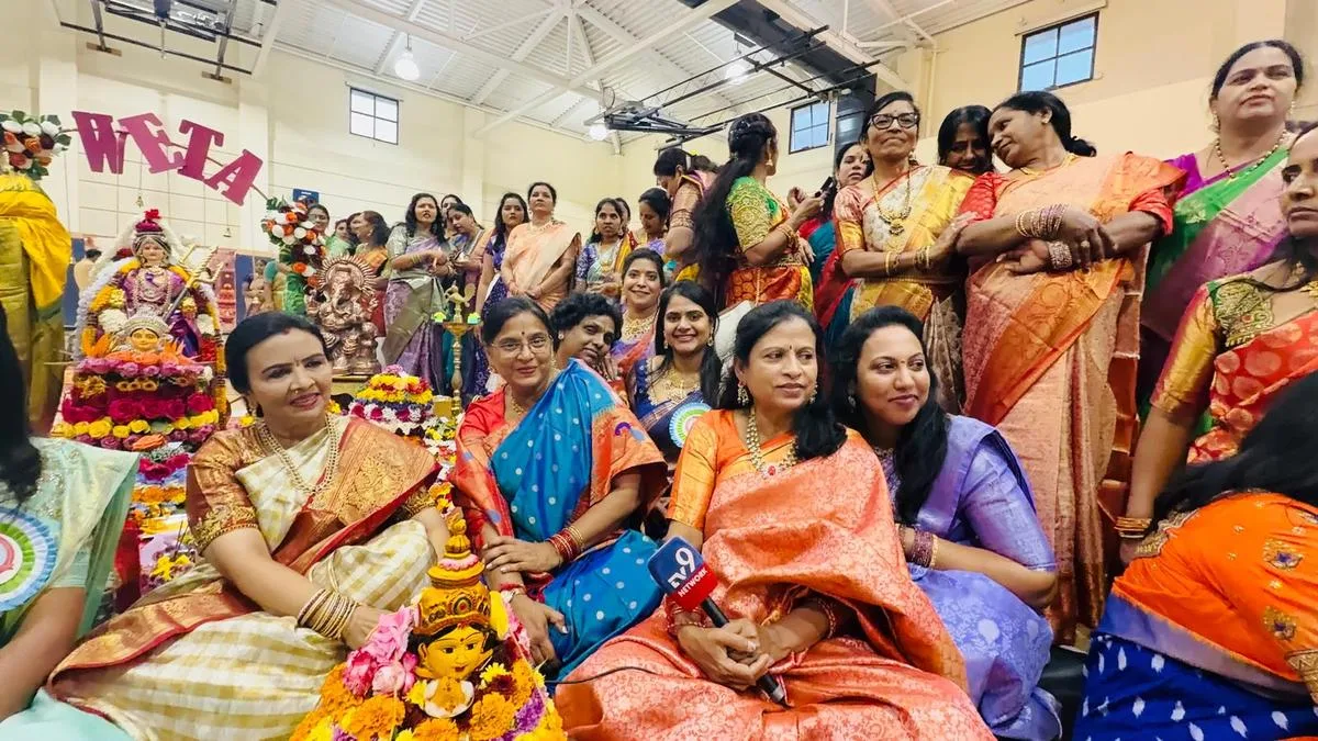Telugu association celebrates Bathukamma, Dasara in California