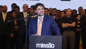 Renan diz que atraso para registrar perfis em redes sociais foi ‘problema técnico’