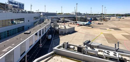 Flughafen Düsseldorf: Rauch an Bord – Eurowings-Maschine muss kurz nach Start umdrehen