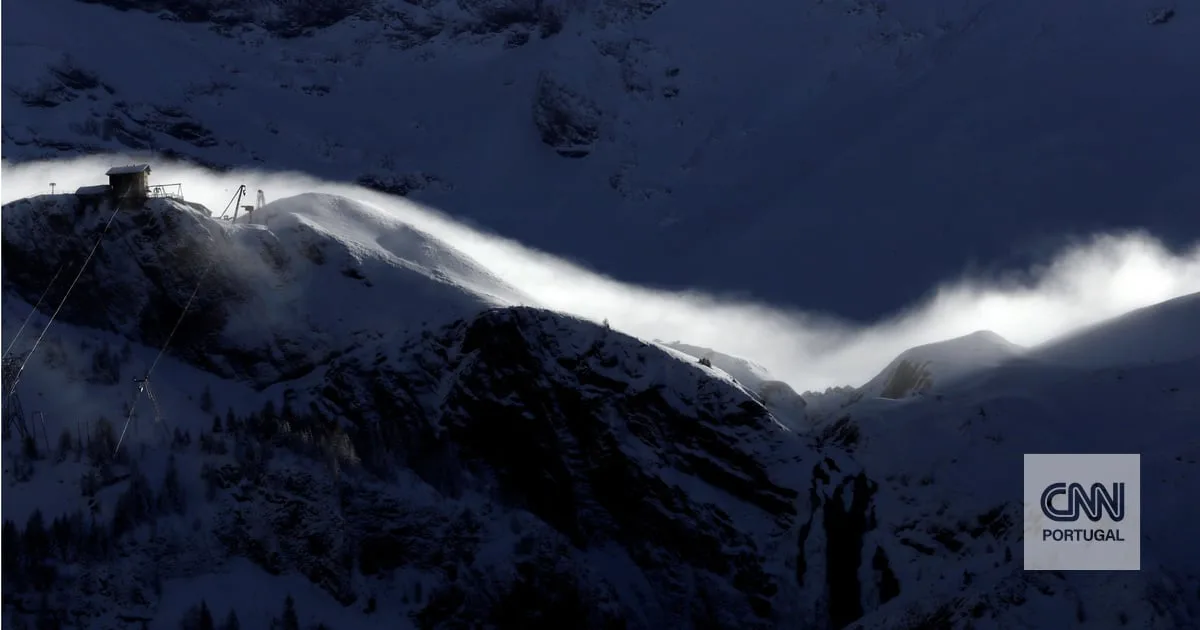 Estes alpinistas desapareceram em 1992 na Suíça. Restos mortais foram encontrados agora, após degelo do glaciar
