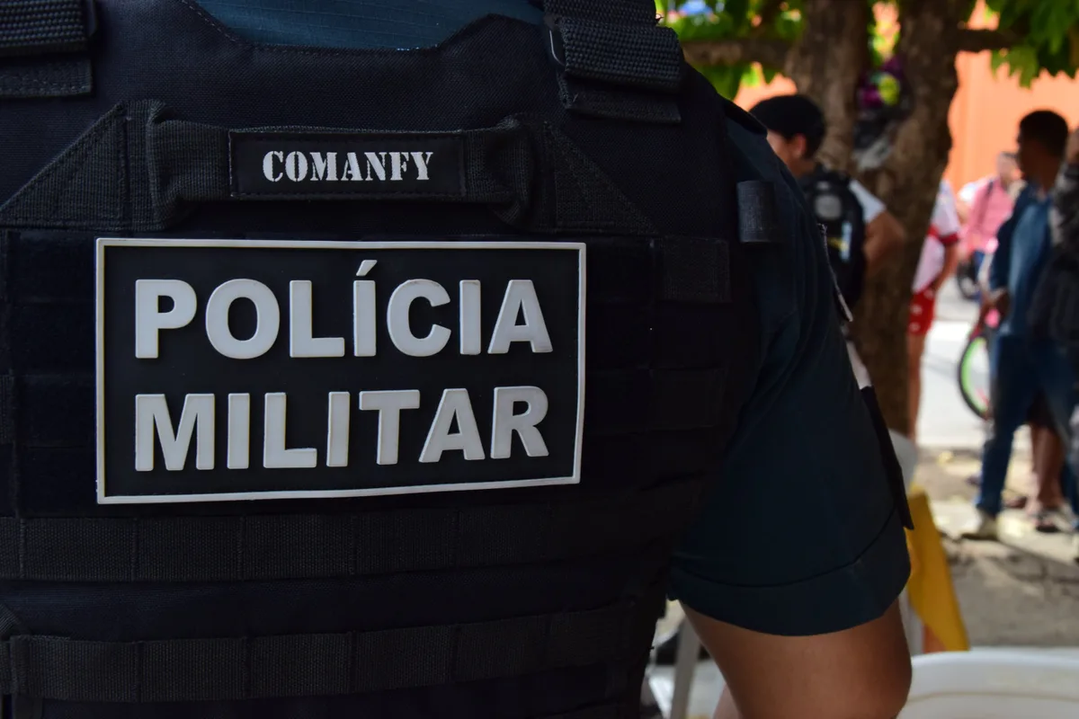Homem é encontrado ferido no pescoço após ser esfaqueado no São Vicente