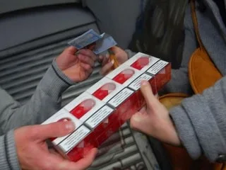 Il utilisait Facebook pour vendre des cigarettes de contrebande