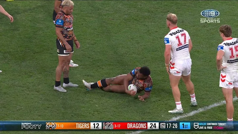 Turuva goes down with injury