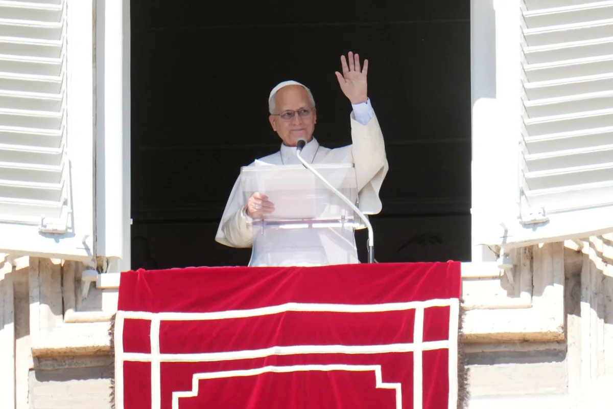 Nuevos estudios al papa León XIV confirmaron una “mejora constante”: le realizaron análisis de sangre y una radiografía