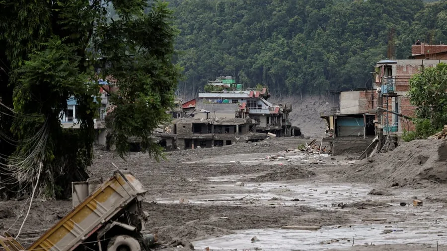 Nepal und China: Fast 100 Todesopfer nach Sturzflut – Hunderte Einheimische und Touristen vermisst