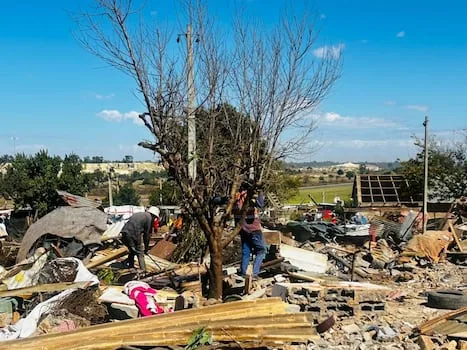‘Every extra day’ is irreparable harm: court orders Ekurhuleni to restore N12 residents