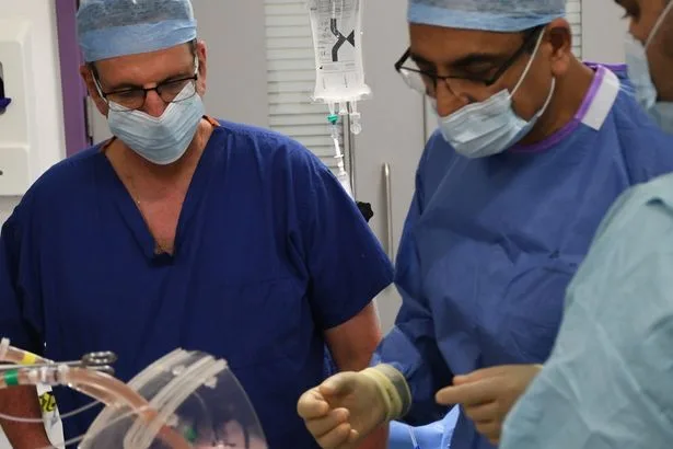 NHS transplant landmark sees turbo charged lungs ‘breathe’ outside of body