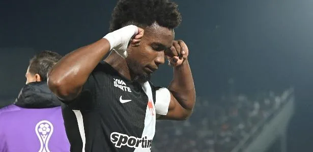 Onde vai passar Vasco x Vitória pela Copa do Brasil? Como assistir ao vivo