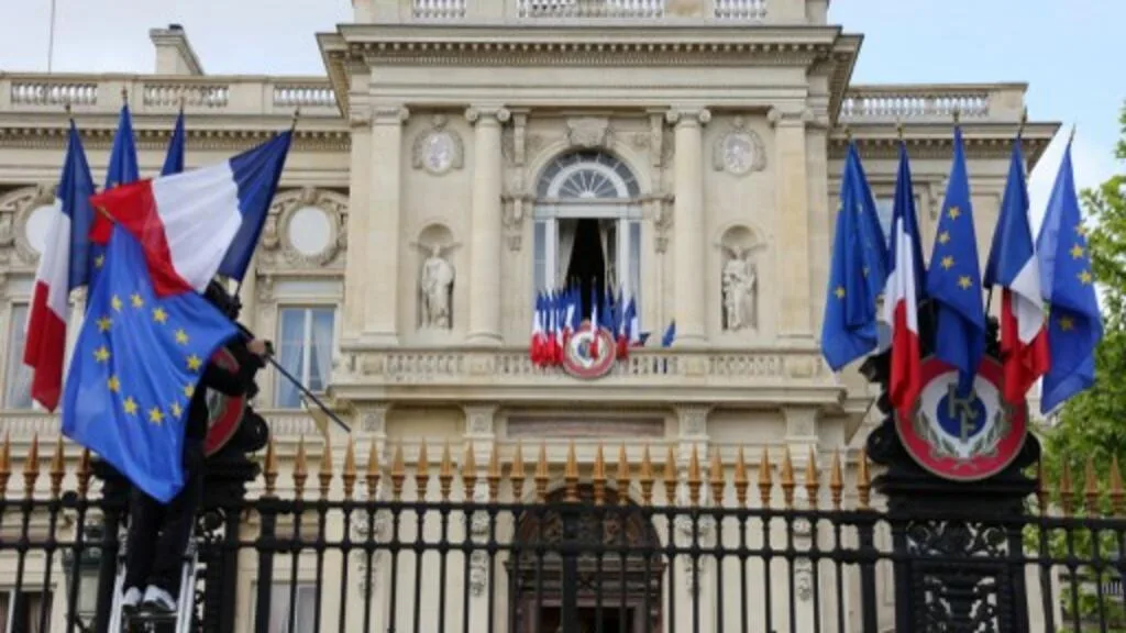 La France confirme des discussions avec les talibans pour renvoyer des Afghans représentant «un risque»