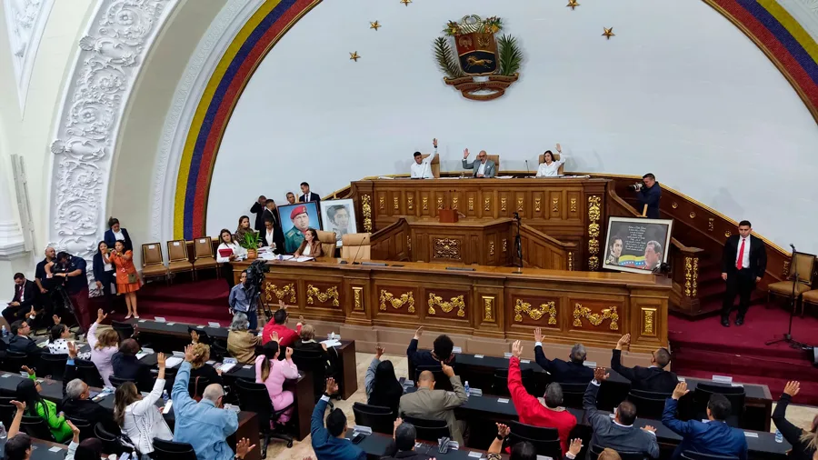 Ministerio de Planificación y BCV entregan a la AN los proyectos de Presupuesto y Endeudamiento para 2027