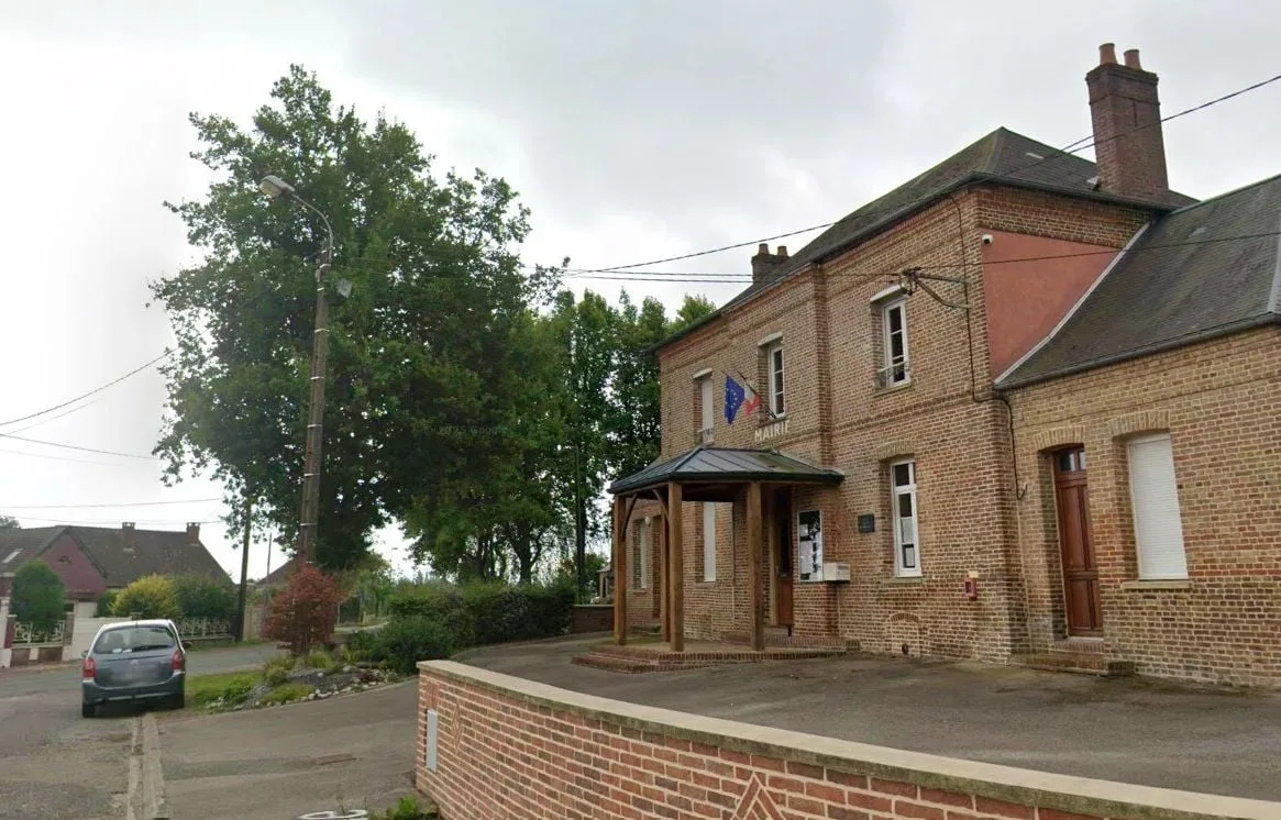 Somme : Un homme écrase son oncle et blesse sa mère après une fête de famille