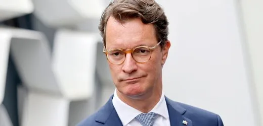 AfD: Es ist der falsche Zeitpunkt, ein Verbotsverfahren zu fordern