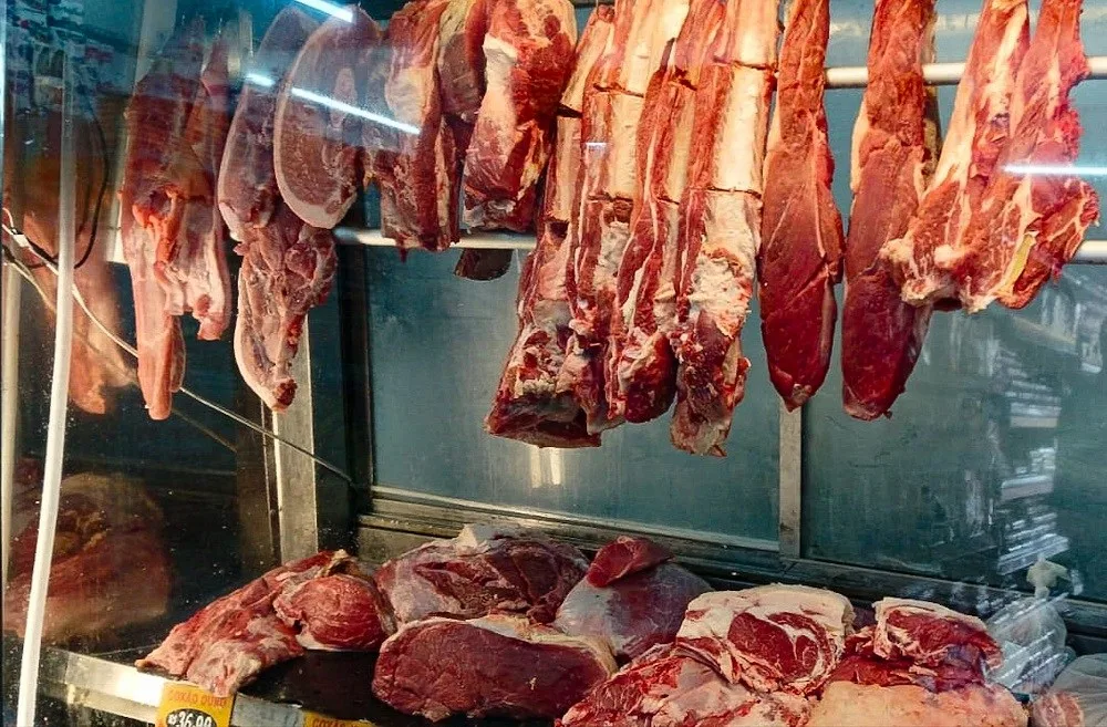 Brasil pode se beneficiar de nova cota de Trump para carne bovina, diz Ministério