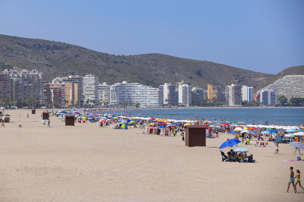 Hallado muerto un matrimonio irlandés de 50 y 45 años en el jacuzzi de una vivienda de Cullera (Valencia)