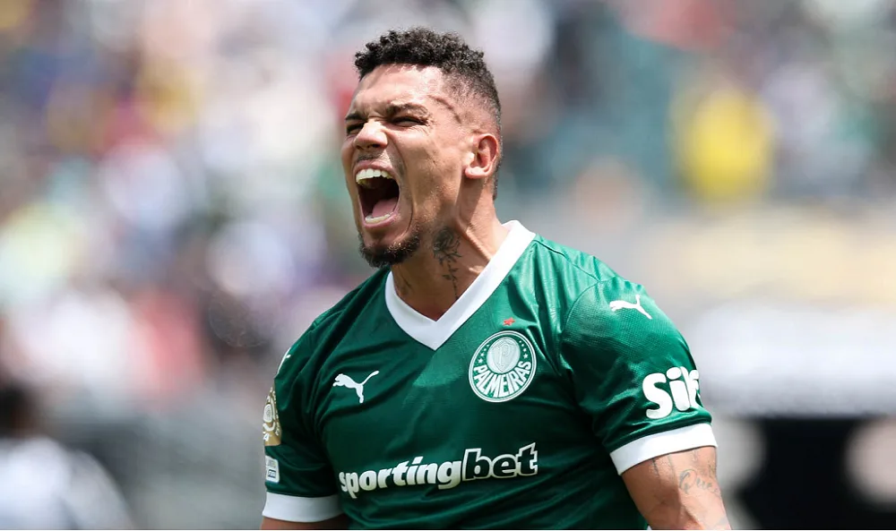 Paulinho: a cabeça de um reforço parado