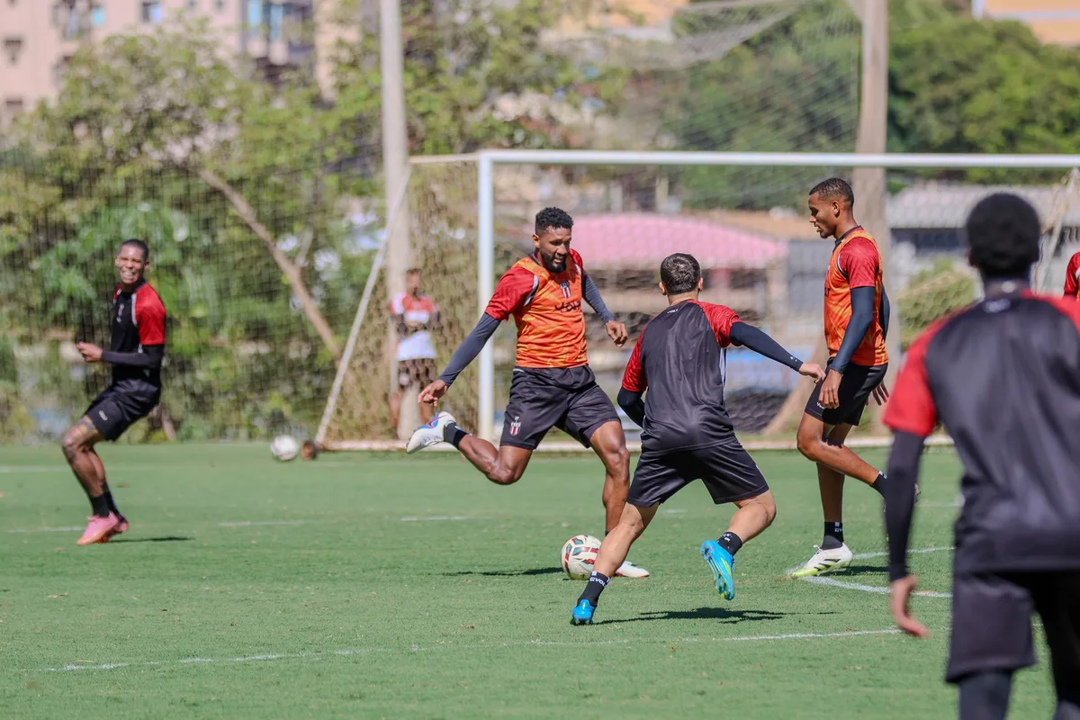 Escalação do Botafogo-SP: Tencati deve ter força máxima contra Atlético-GO