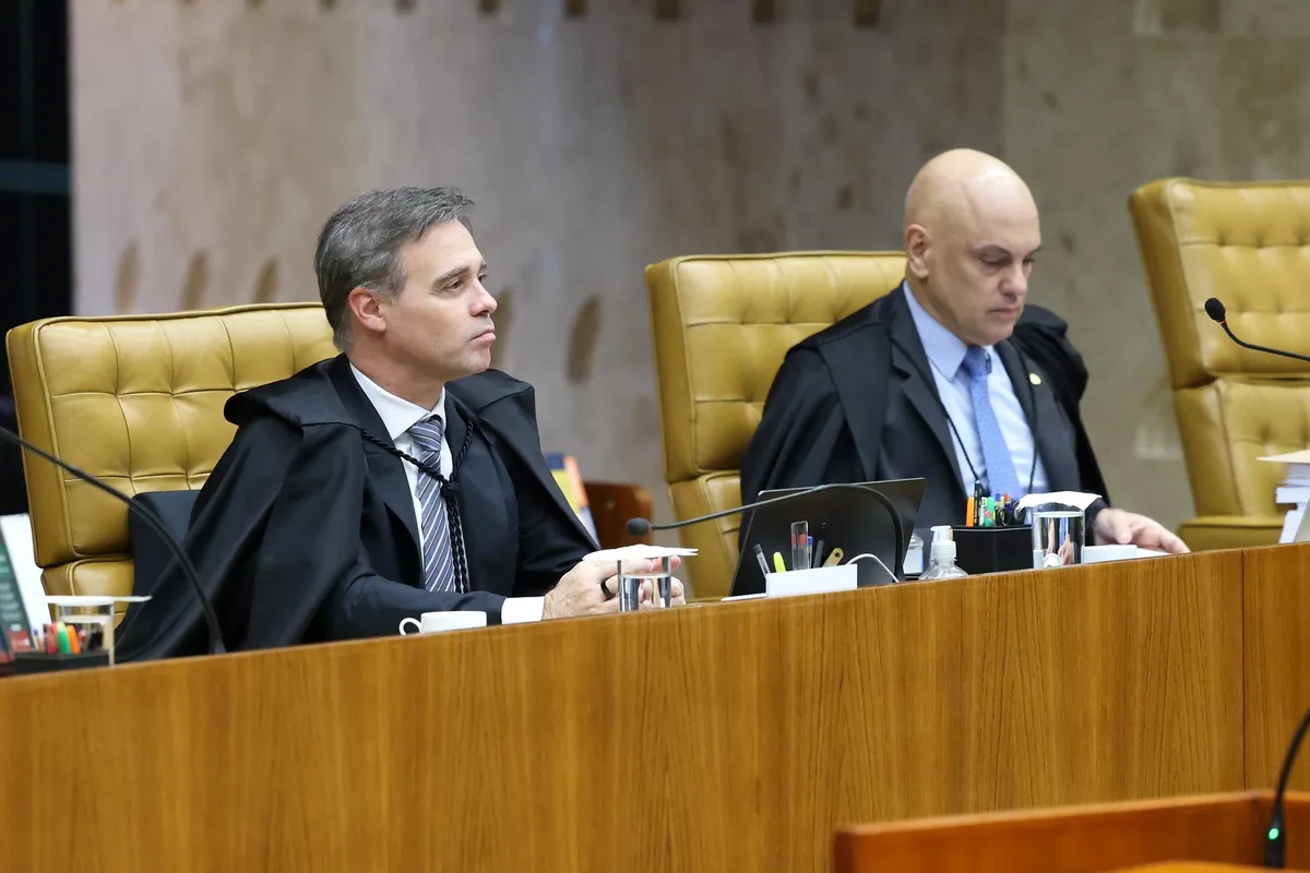 Fora das urnas, Dino, Moraes e Mendonça entram no centro da disputa presidencial