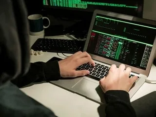 Quels risques pour les particuliers après la cyberattaque contre la plateforme des impôts ?
