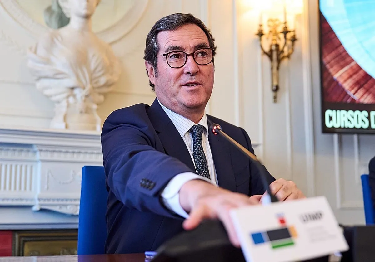 Garamendi será presidente de CEOE por tercer mandato tras no presentarse un rival en las elecciones