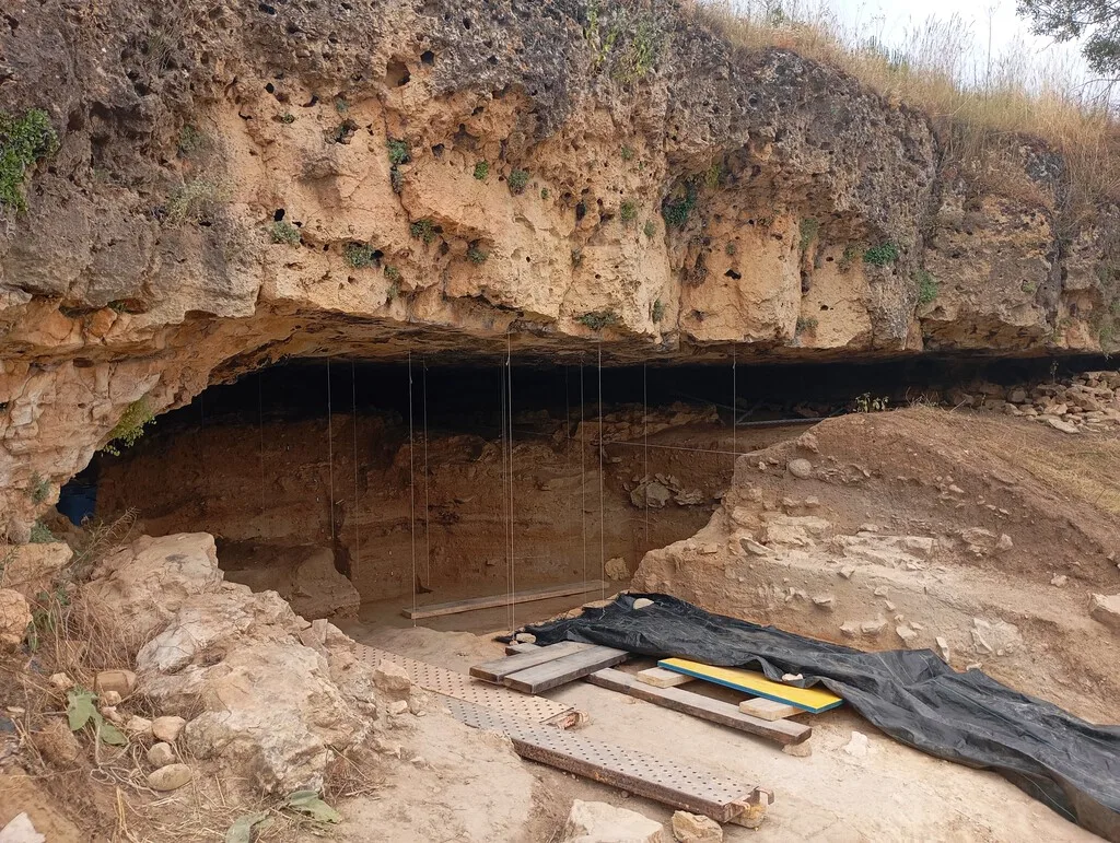 Hace 49.000 años en el Guadarrama hubo un GLOF como el de Nepal: la riada abrió paso a los primeros neandertales de Segovia