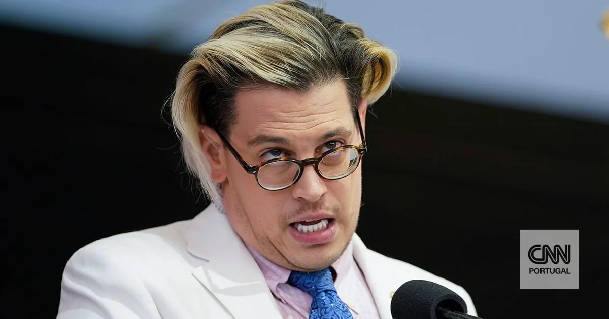 Influencer britânico de direita Milo Yiannopoulos detido pelo ICE
