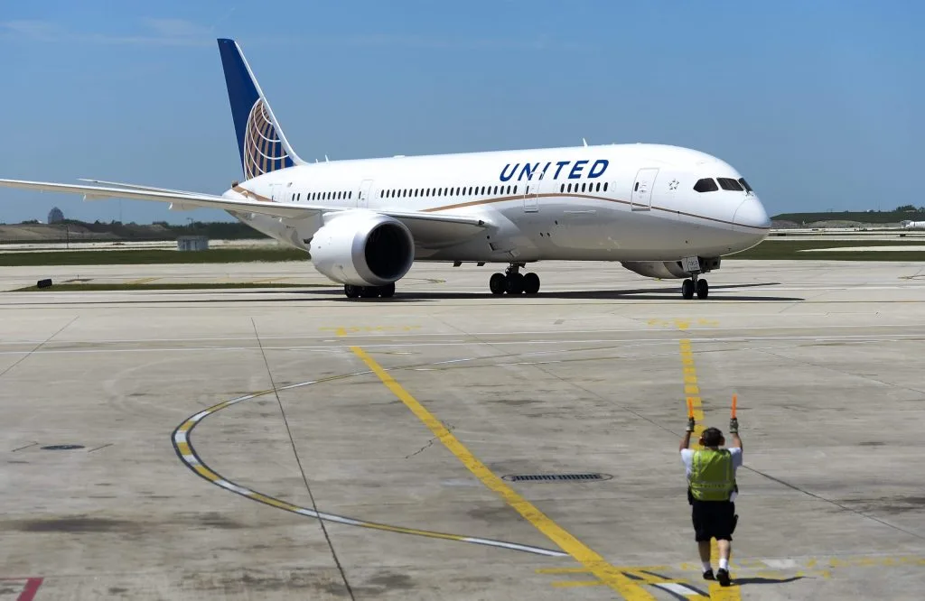 United Airlines pospone vuelos a Caracas por demoras en autorizaciones regulatorias