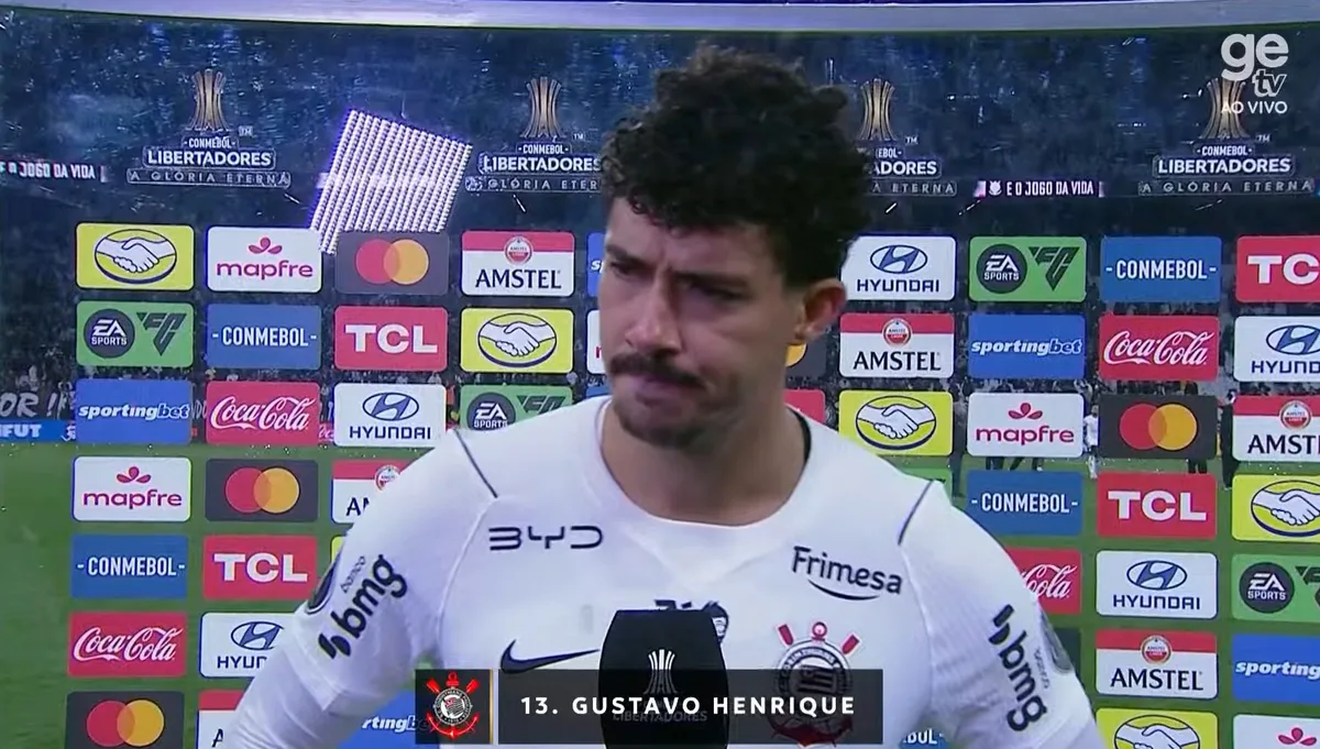 Gustavo Henrique lamenta eliminação do Corinthians na Libertadores: "Noite para esquecer"