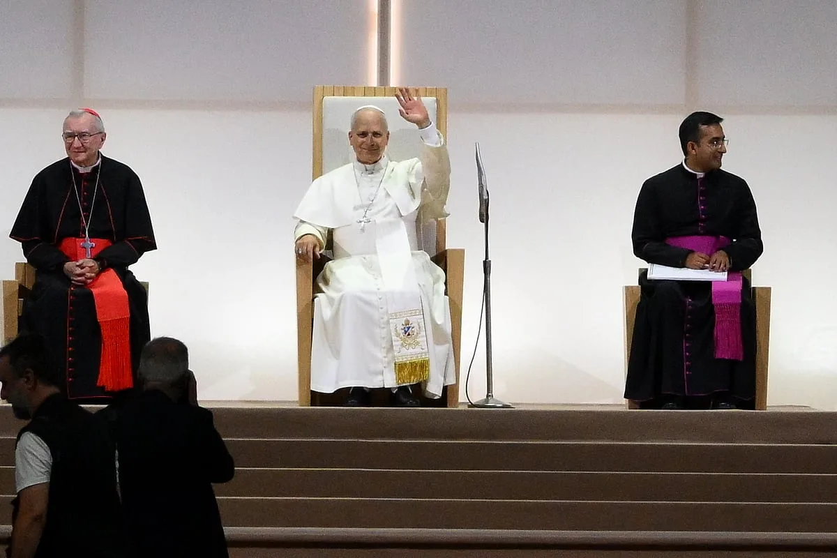 Papa alerta contra "idolatria" que corrompe projetos políticos e económicos