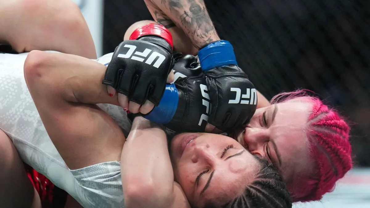 How Robertson can create ‘Rocky moment’ by taking title from Dern