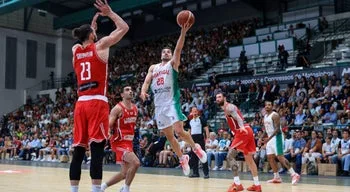 Portugal perde em casa com a Geórgia e fica mais longe do Mundial de basquetebol