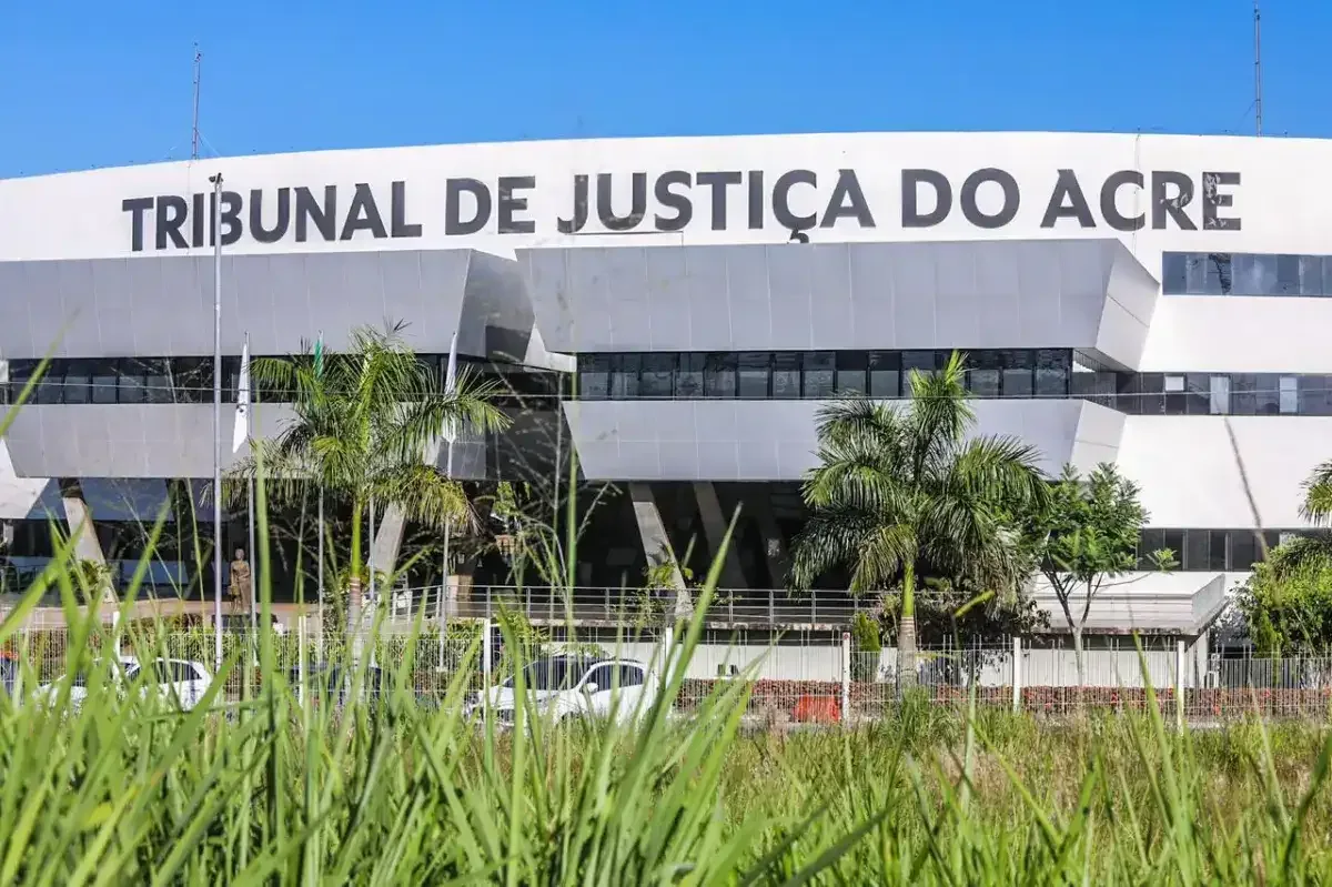 TJAC convoca quatro aprovados para estágio de pós-graduação em direito