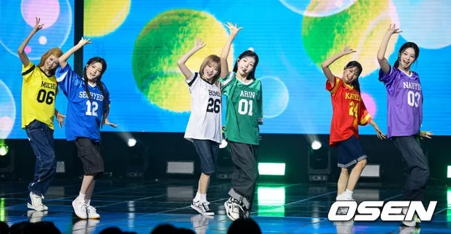[사진]앳하트 '3!4!'