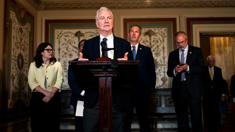 Democrats sound alarm on US-Venezuela oil deal: 'This isn't a win'