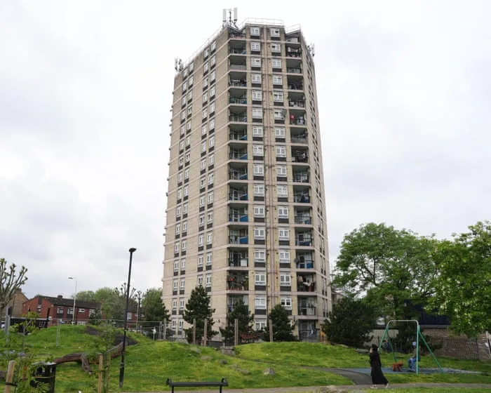 London flat where boy fell to death could have had more safeguards, inquest told