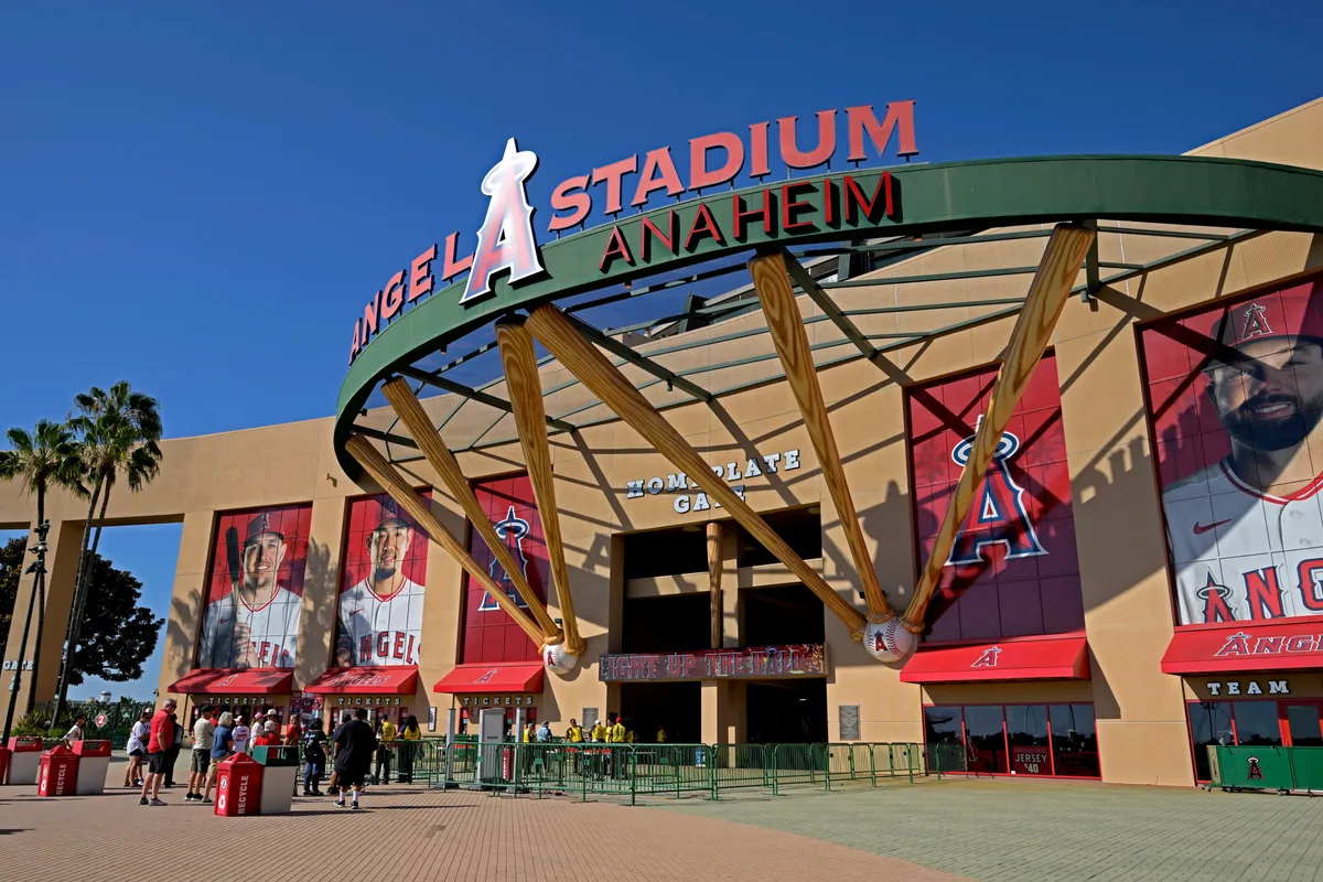 MLB’s Los Angeles Angels to be sold to Rams and Arsenal owner Stan Kroenke