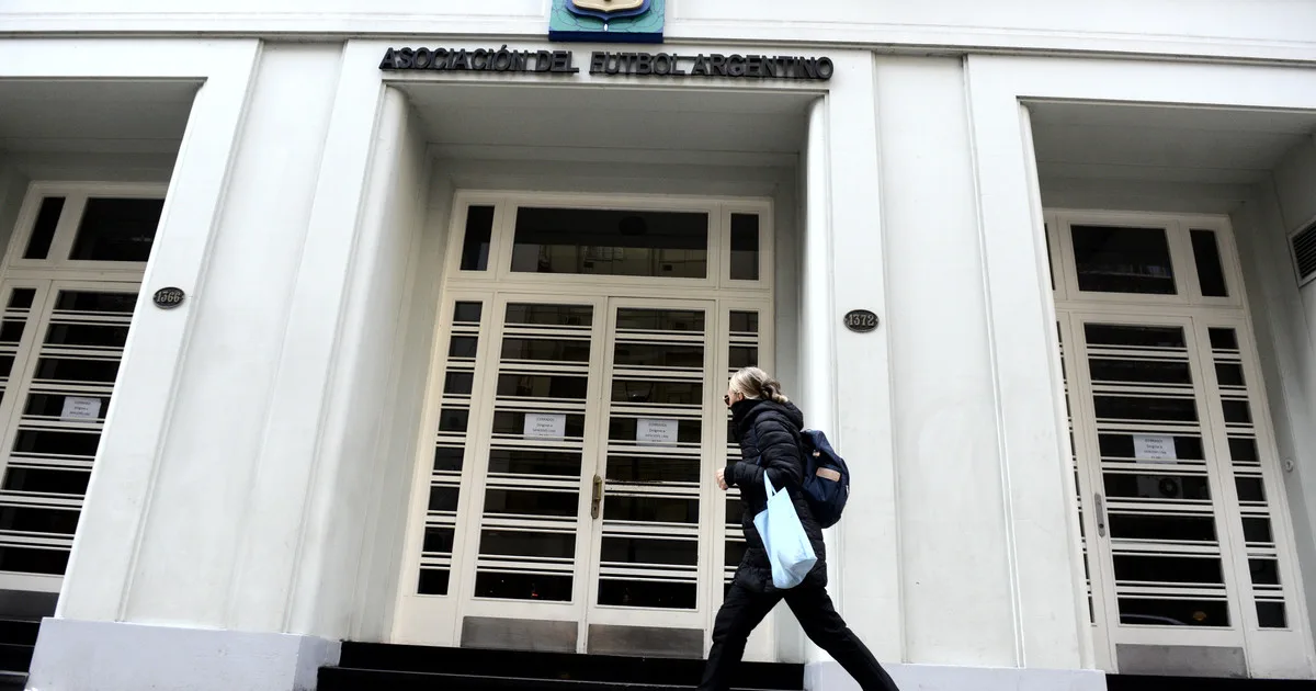 El procurador general se opuso a que una de las causas contra la AFA se investigue en la justicia de Campana