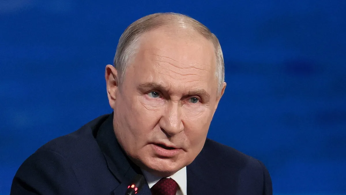 Putin Sparks Health Concerns With Deranged Tale of Polar Bear Slaughter