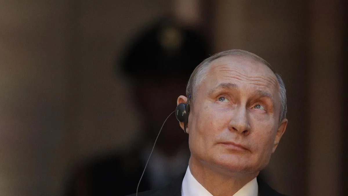 Putin agrees to Pope's plea for aid for Ukraine town