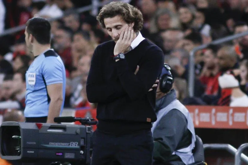 Pour la première de Diego Forlan sur le banc, l'Uruguay s'incline sur le gong face au Japon de Keito Nakamura et Ayase Ueda